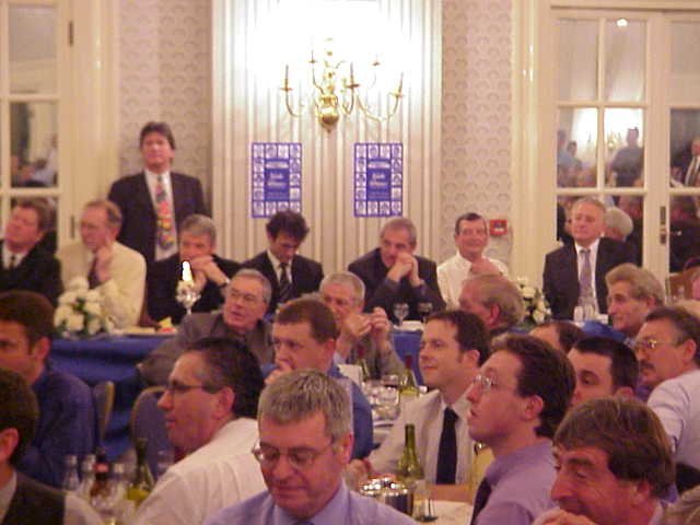 toptable1.jpg - 43kb