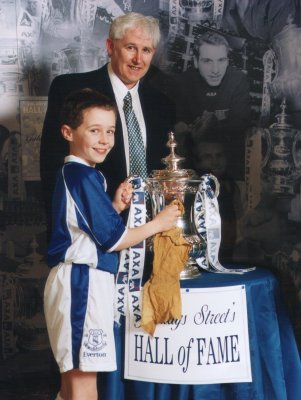 lewis&facup1.jpg - 30kb